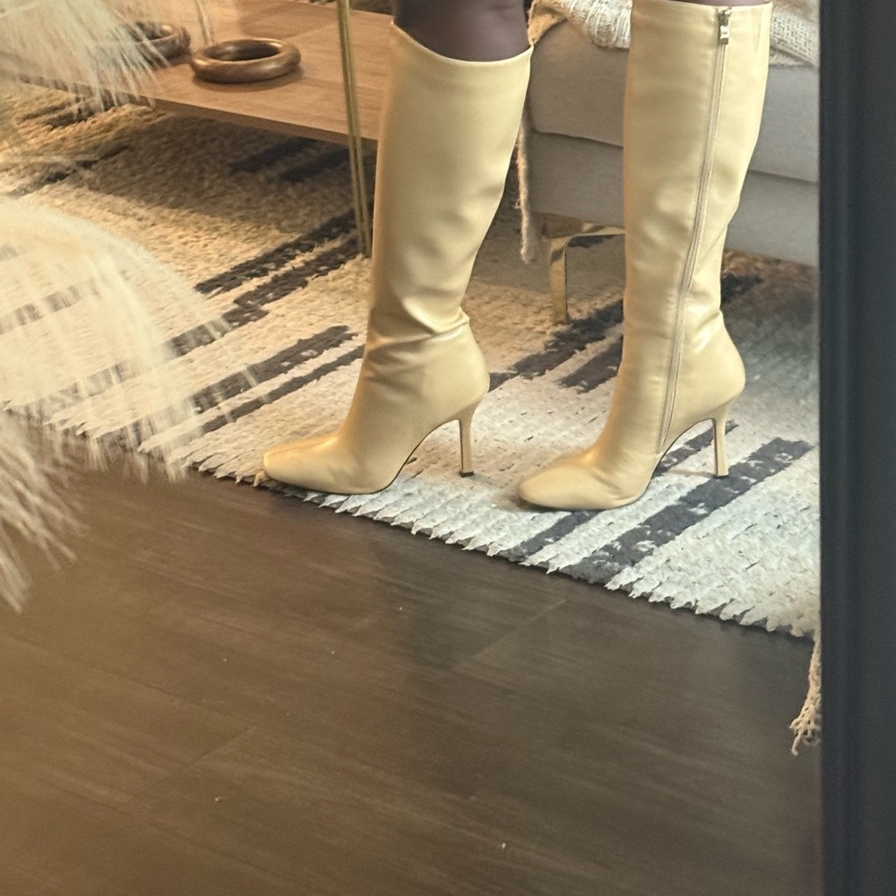 Steve Madden Cream Heeled Boots